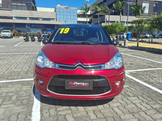 CITROËN C3 1.6 VTI 120 FLEX URBAN TRAIL EAT6 CITROËN C3 1.6 VTI 120 FLEX URBAN TRAIL EAT6